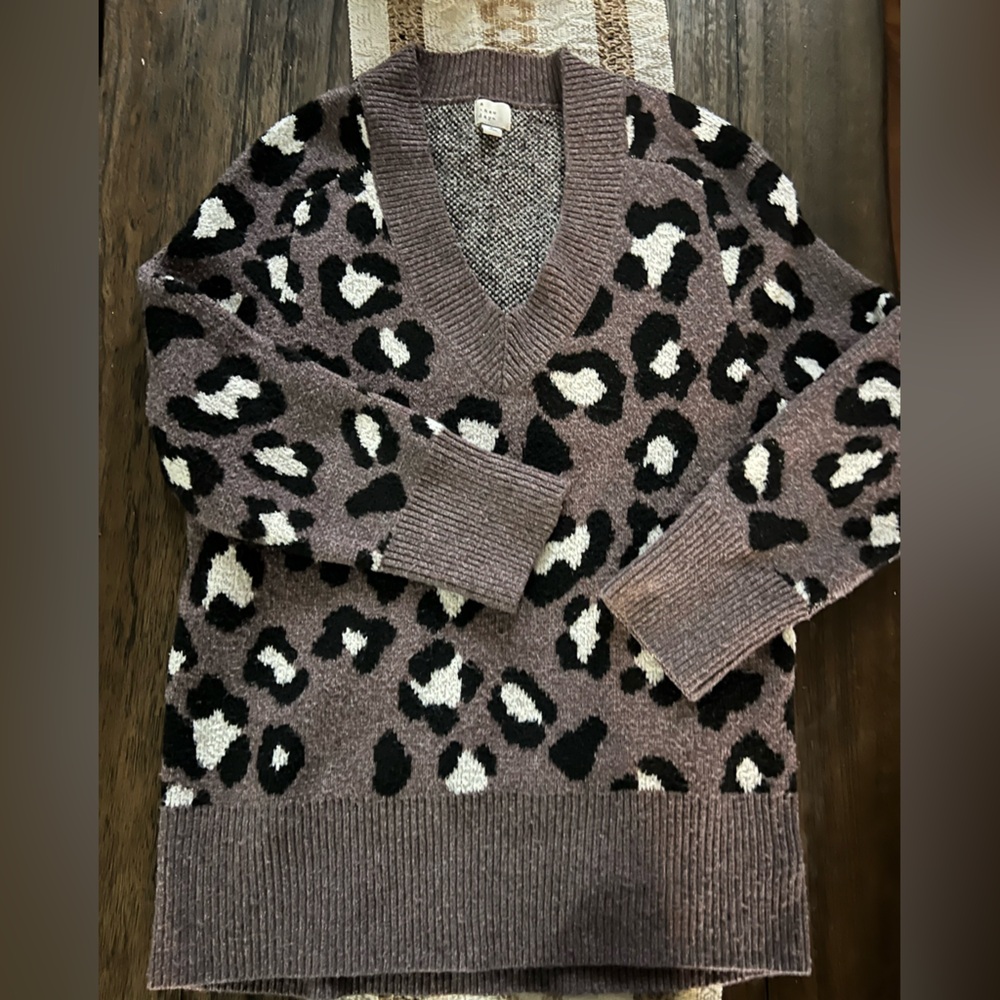 a‎ new day Brown Leopard Print Sweater